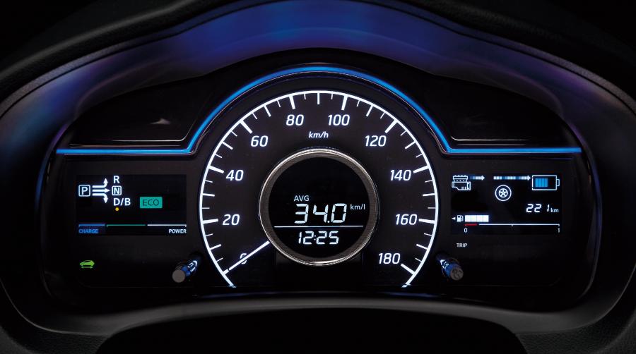 Панель приборов Nissan Note e-POWER (E12) 2016 года  (JP) (фото 3 из 13)